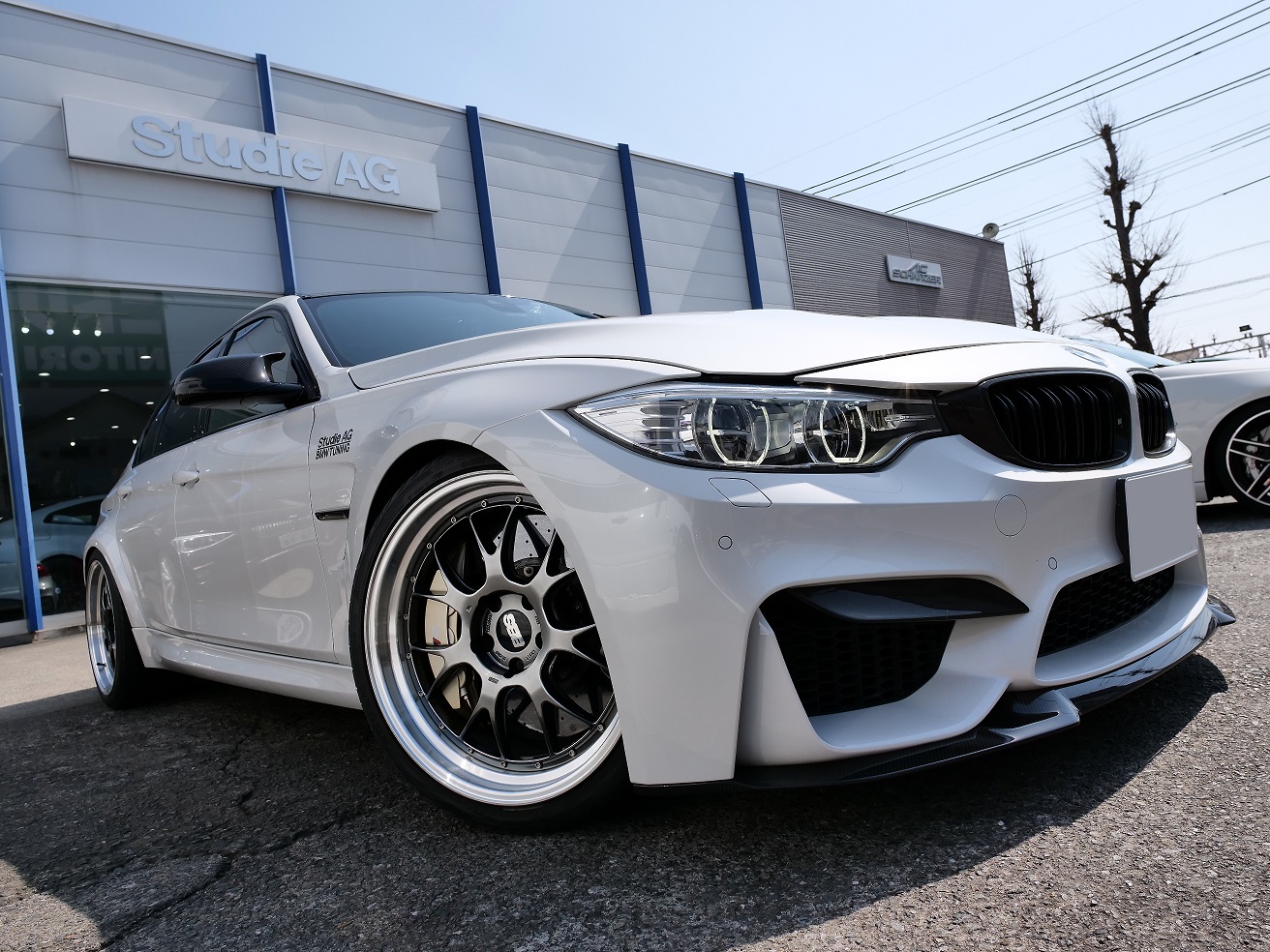 東京店 Yさん】センス溢れるバランスの取れたBMW F80/M3！ | Studie 