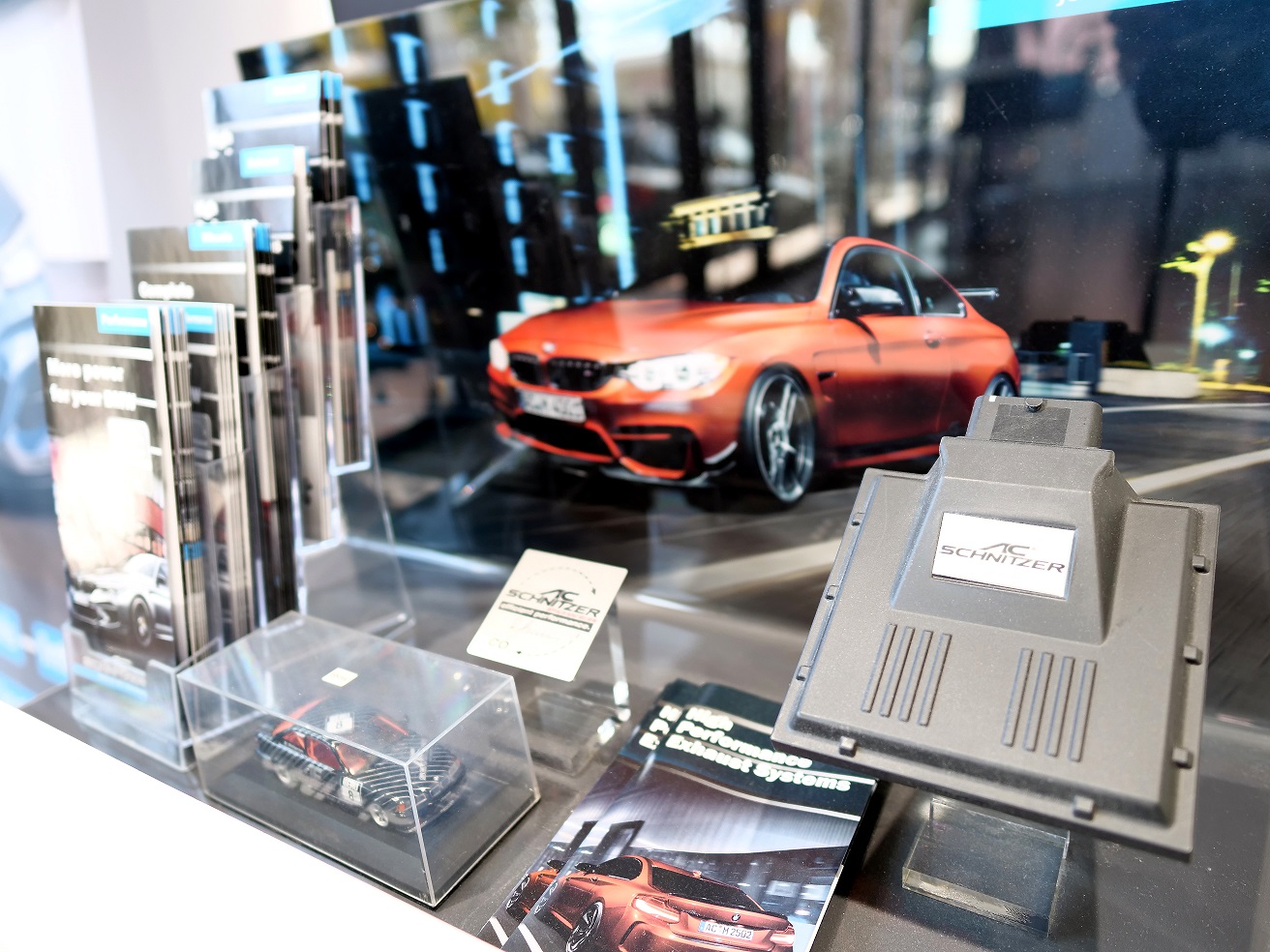 決算セールでお得にBMWパーツをGet♪店頭在庫も決算プライスで^_