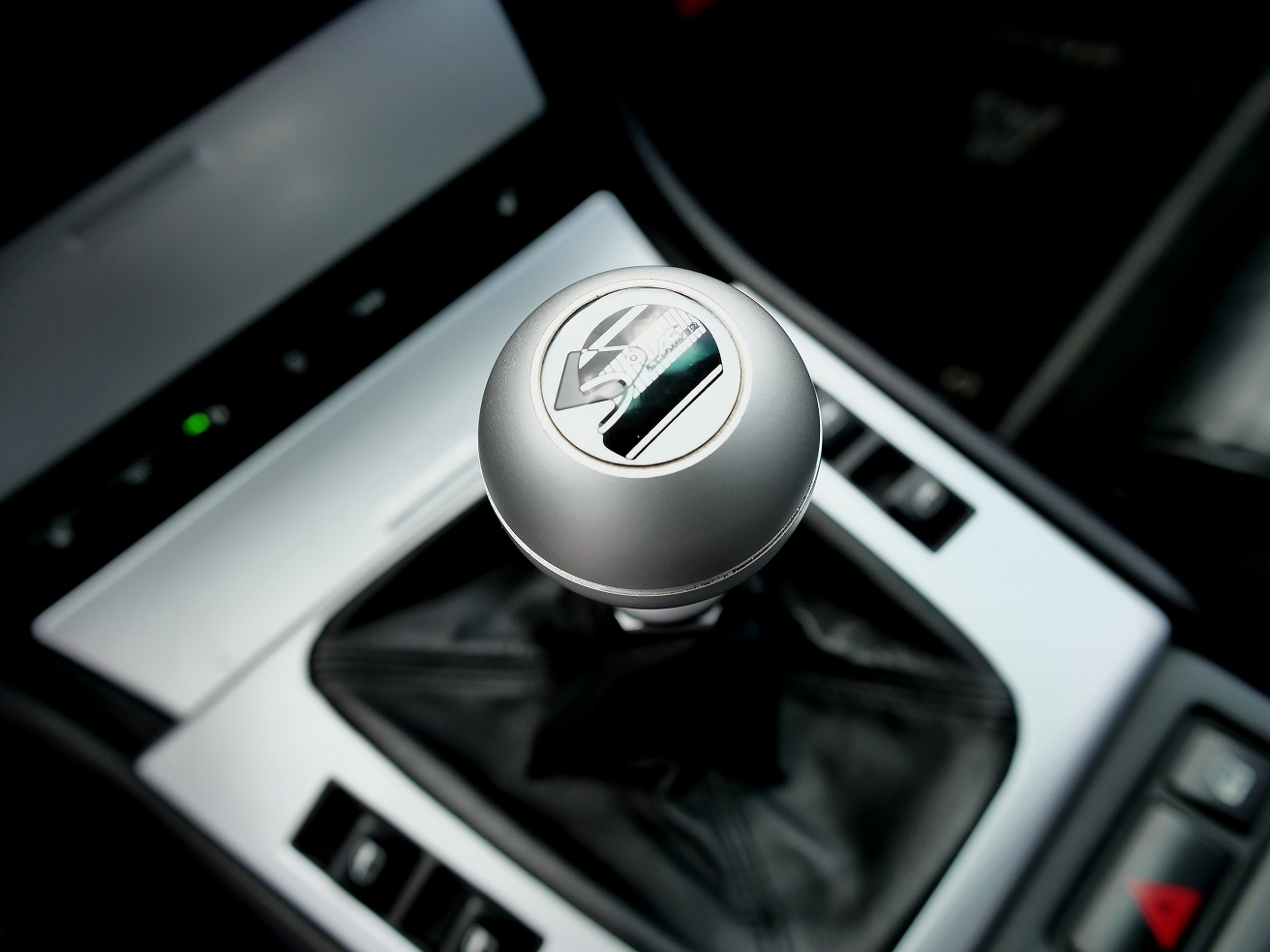 希少で貴重な左ハンドルMTのBMW E46M3がStudie Car Salesに登場します