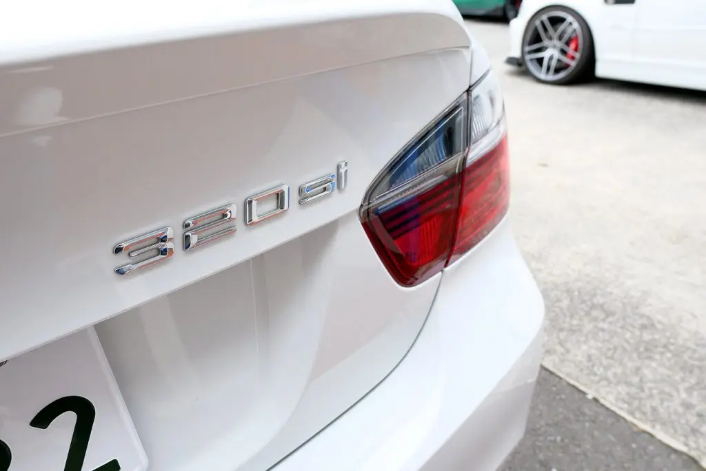 祝☆ご納車♪世界限定ホモロゲモデルのBMW E90/320si！ | Studie[スタディ]