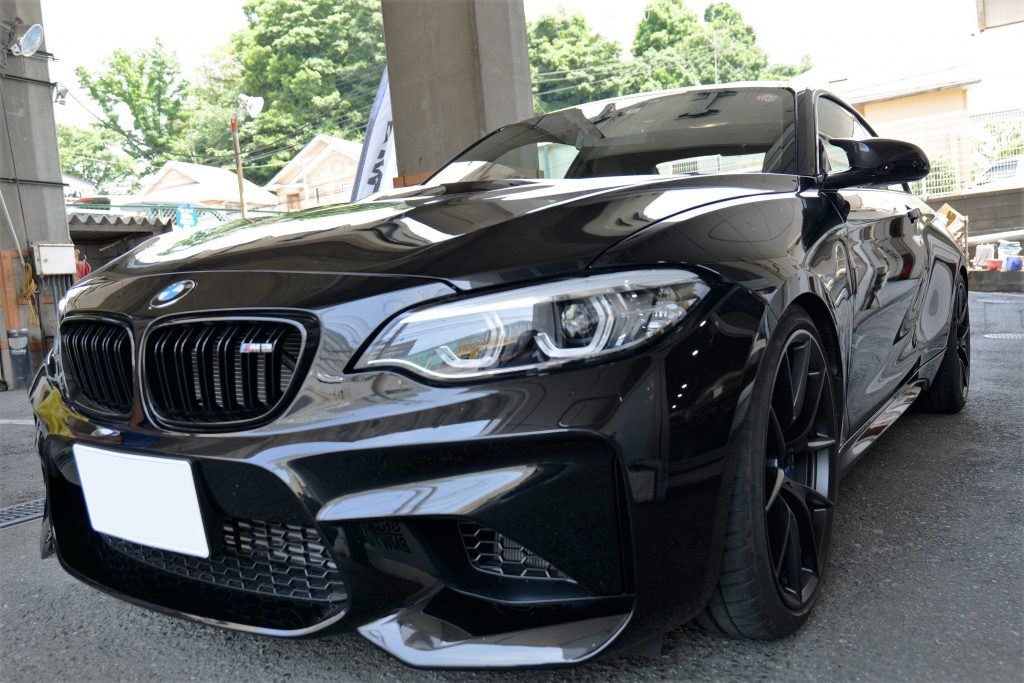 BMW F87 M2のアノ部分をさらにBMW Mっぽく！ | Studie[スタディ]