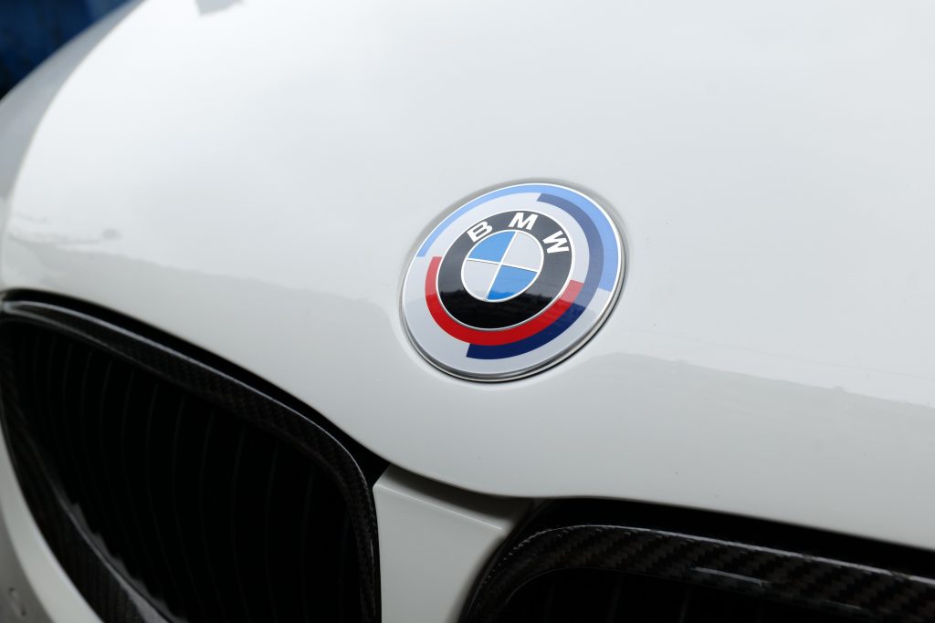 【純正】BMW 50周年記念限定エンブレム