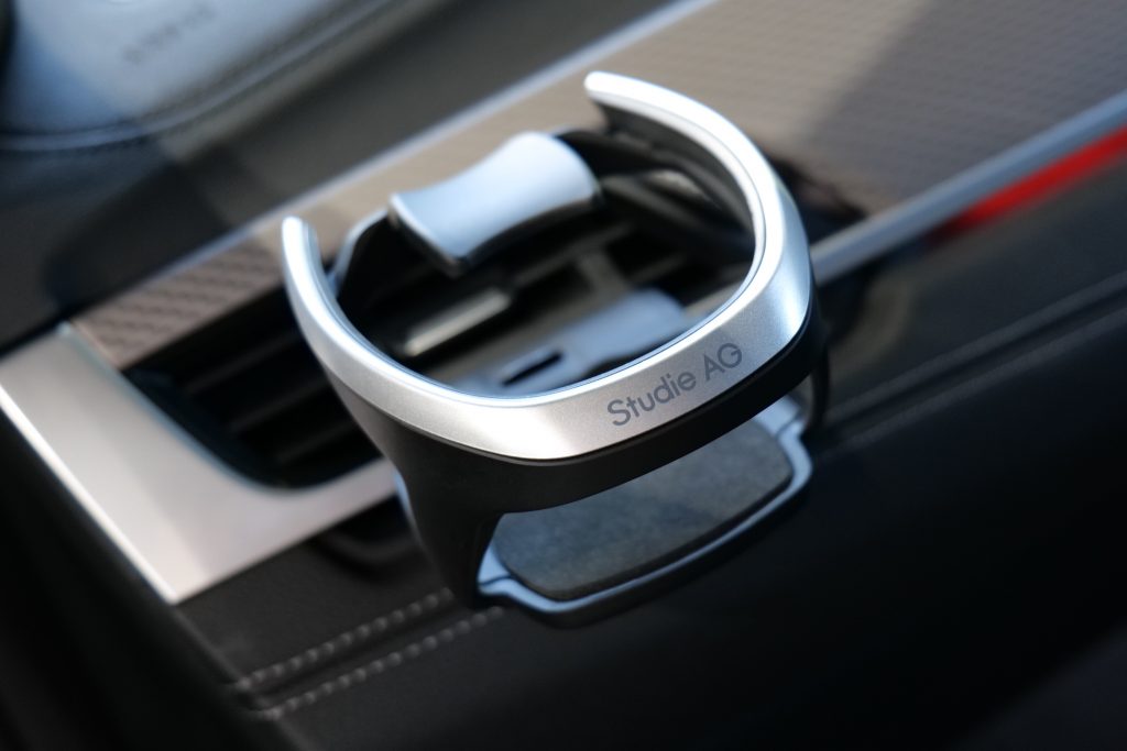 BMWのドリンクホルダーはスタディオリジナルがオススメ！ | Studie ...