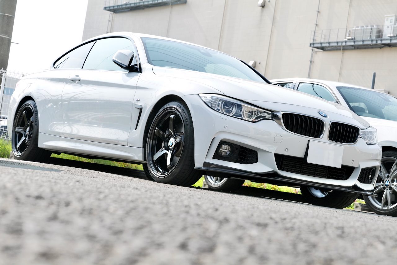 コレが主張しすぎずBMWを更にイケメンにするリップっ＼(＾0