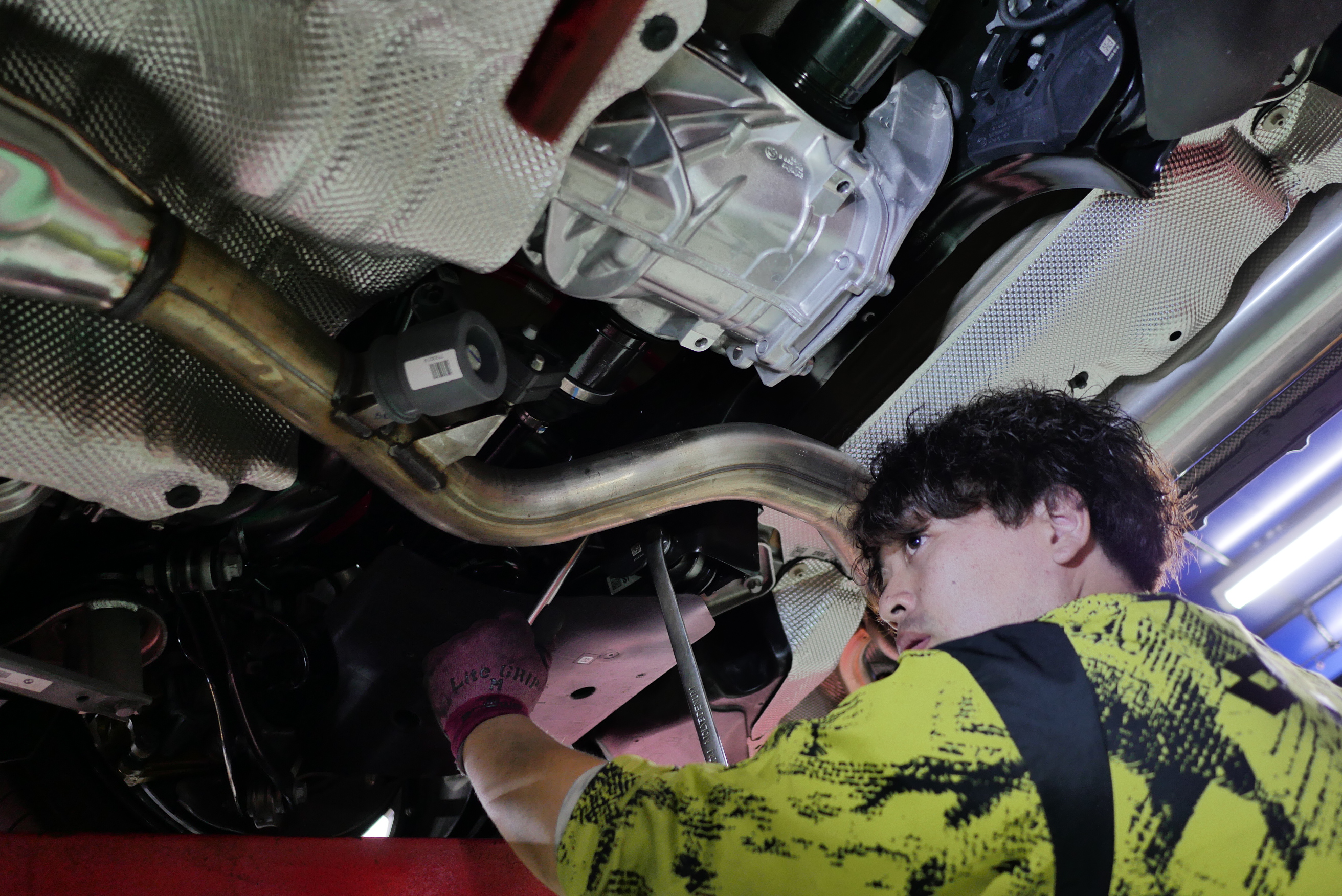 E71 フルブッシュ交換費用が知りたい Studie スタディ