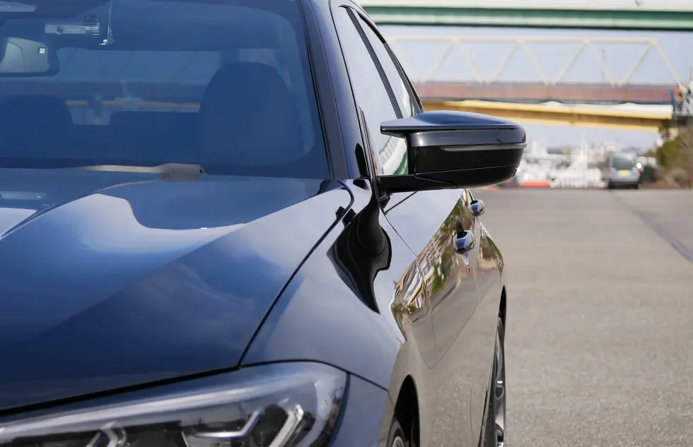 BMWをスタイリッシュに変身させるMドアミラーは今も大人気のカスタム 