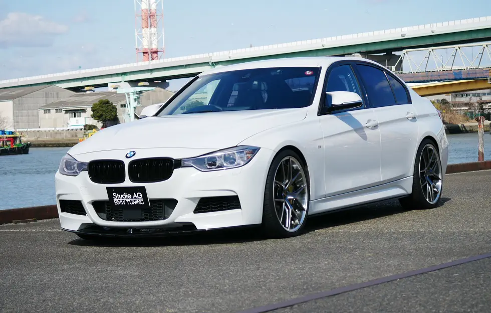 フルカスタムされたおすすめの1台、BMW 320i Msport！をCar Salesより