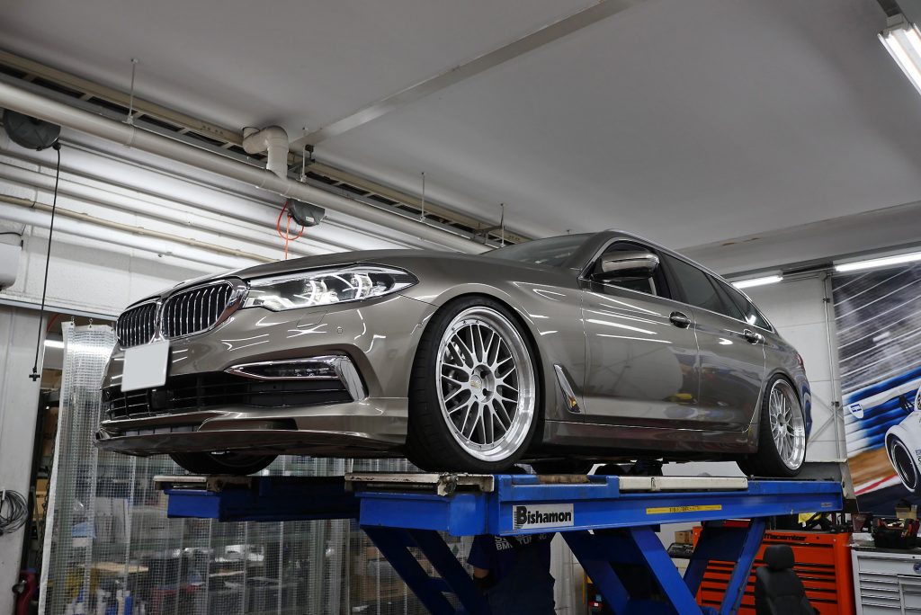 BBS LM
BMW 540IX
Studie AG