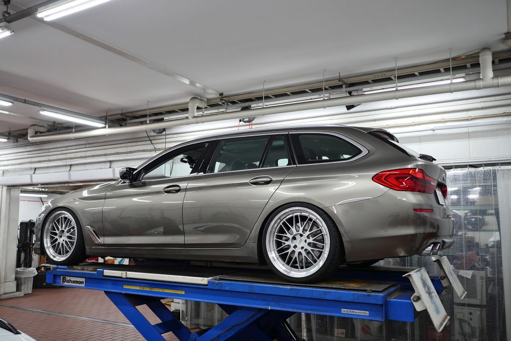 BBS LM
BMW 540IX
Studie AG