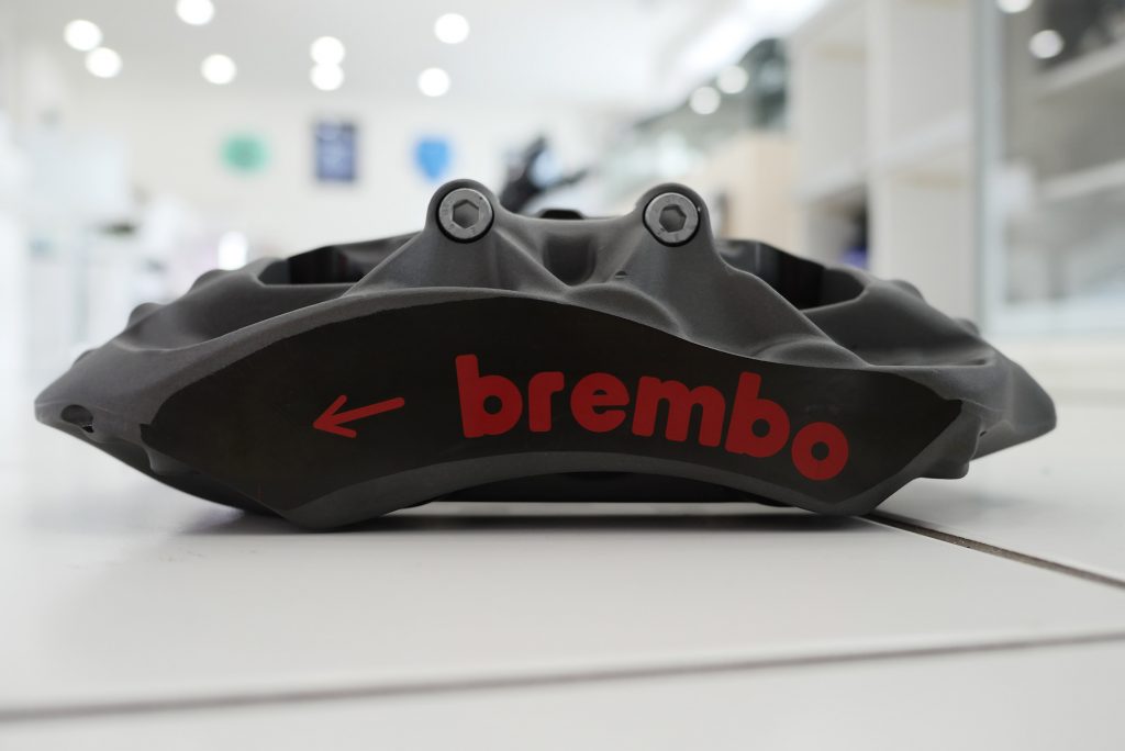 brembo PISTA
Studie AG