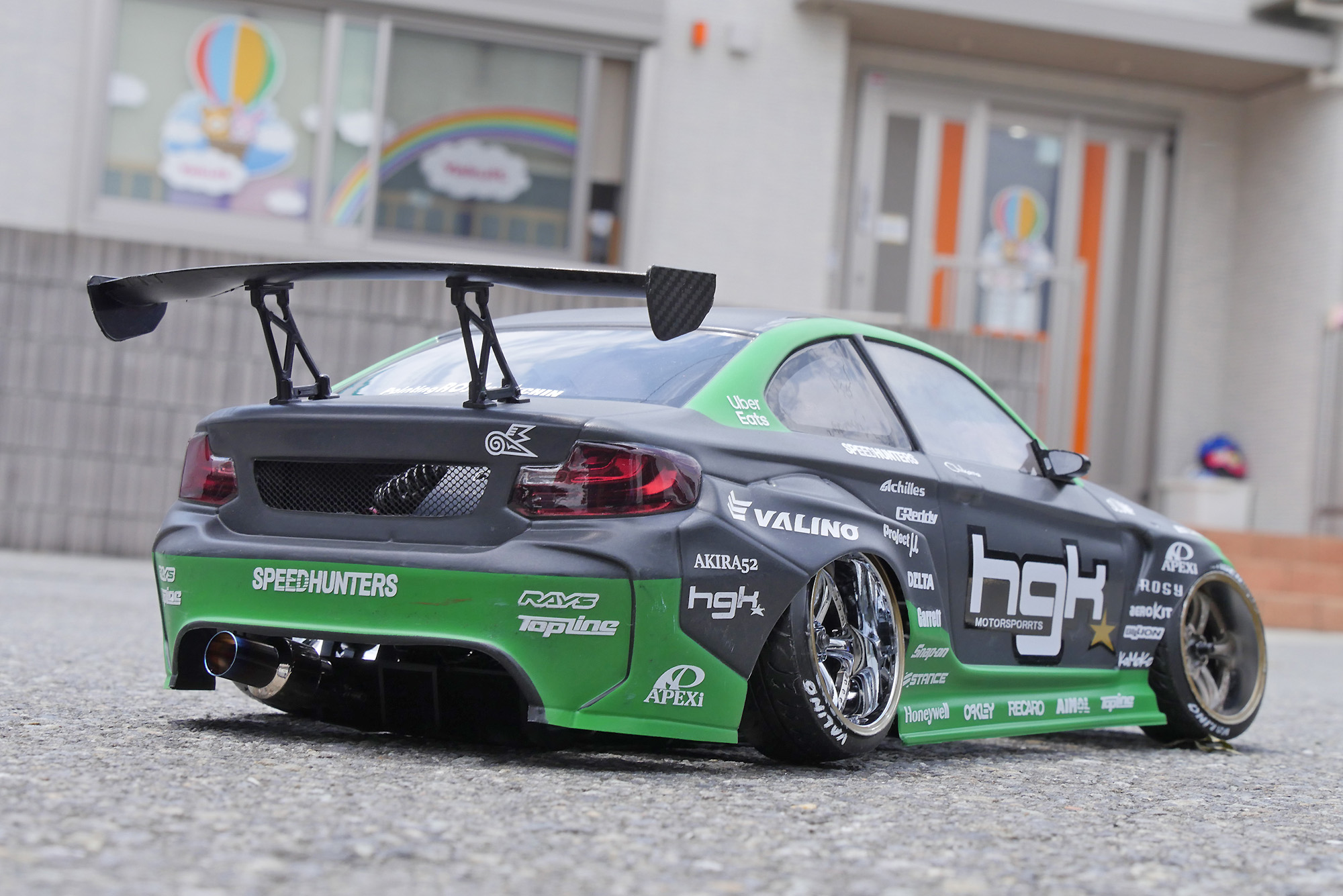 BMW M2でドリフトに挑戦してみましたが、なかなかに難しい。最近の