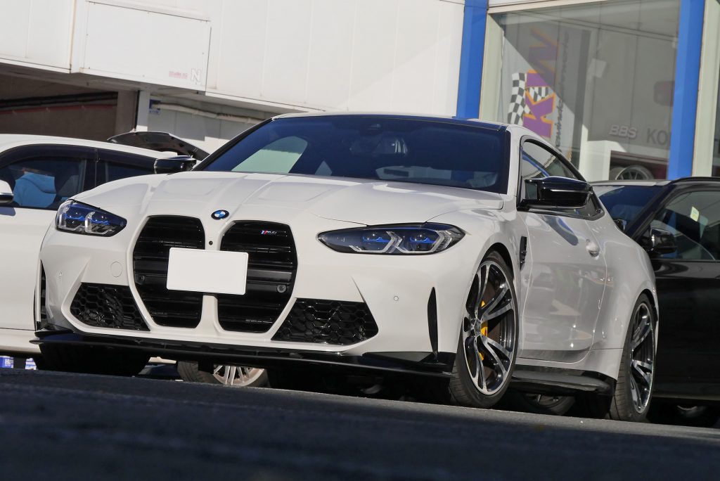 スワンネックウイングAC SCHNITZER最新ウイングBMW NEW M4に!やっぱりカッコ良さヤバメ