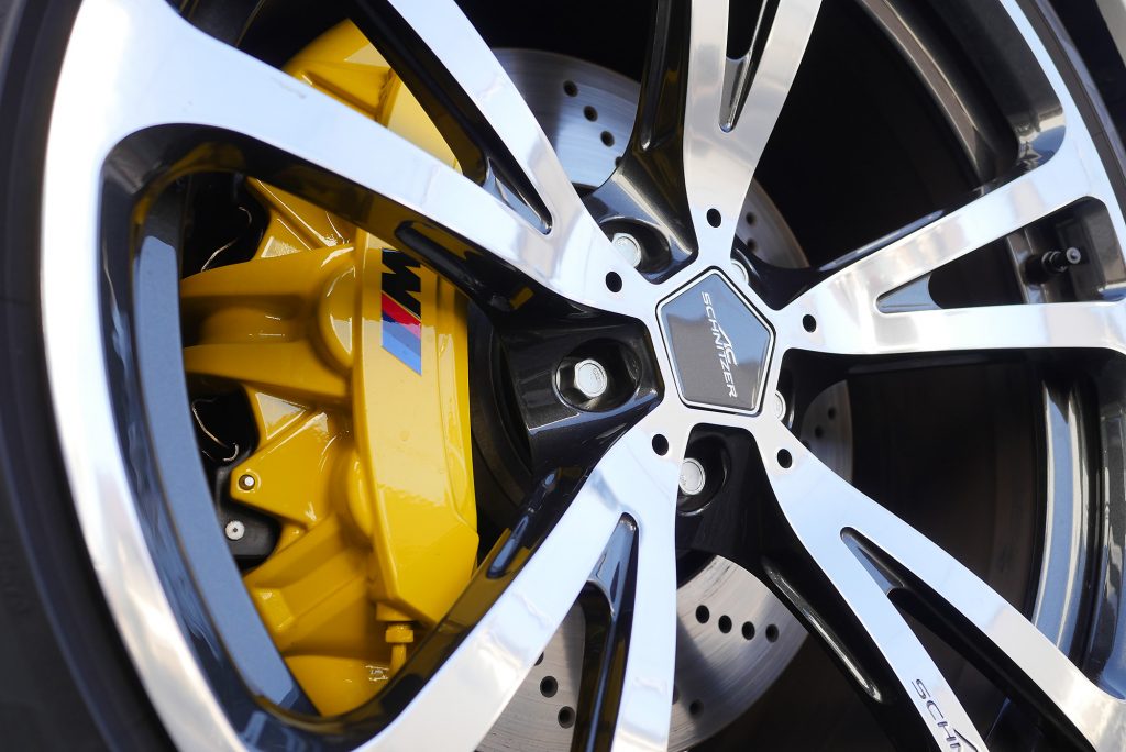 スワンネックウイングAC SCHNITZER最新ウイングBMW NEW M4に!やっぱりカッコ良さヤバメ