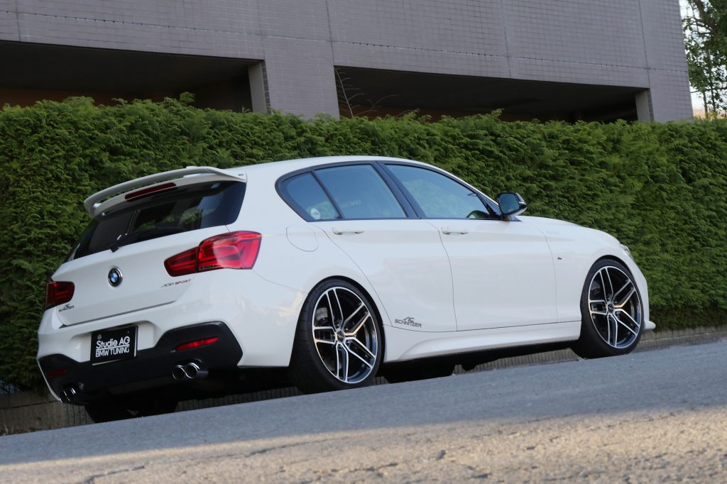 Studie CAR SALESのM140i