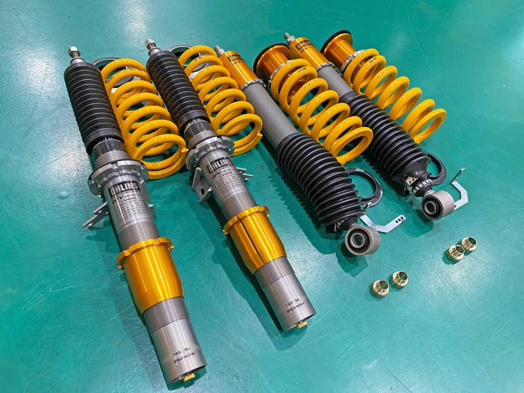 Bmw F87 M2 Cs へohlins Dfv 車高調をお取り付けさせていただきました Studie スタディ