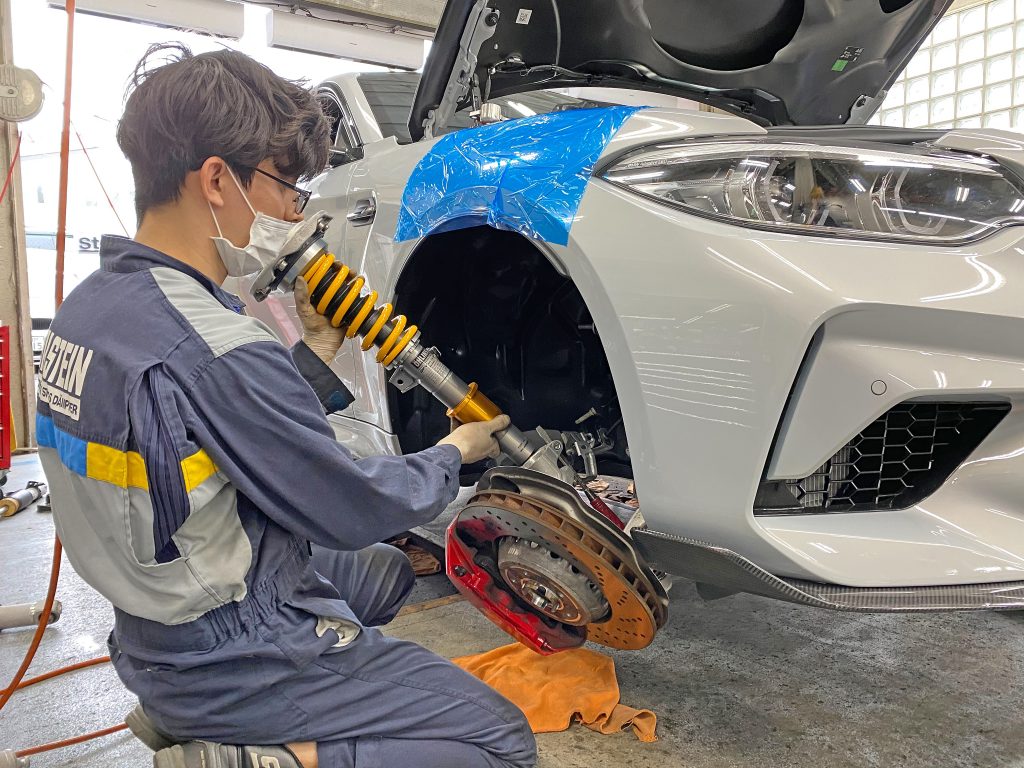 Bmw F87 M2 Cs へohlins Dfv 車高調をお取り付けさせていただきました Studie スタディ