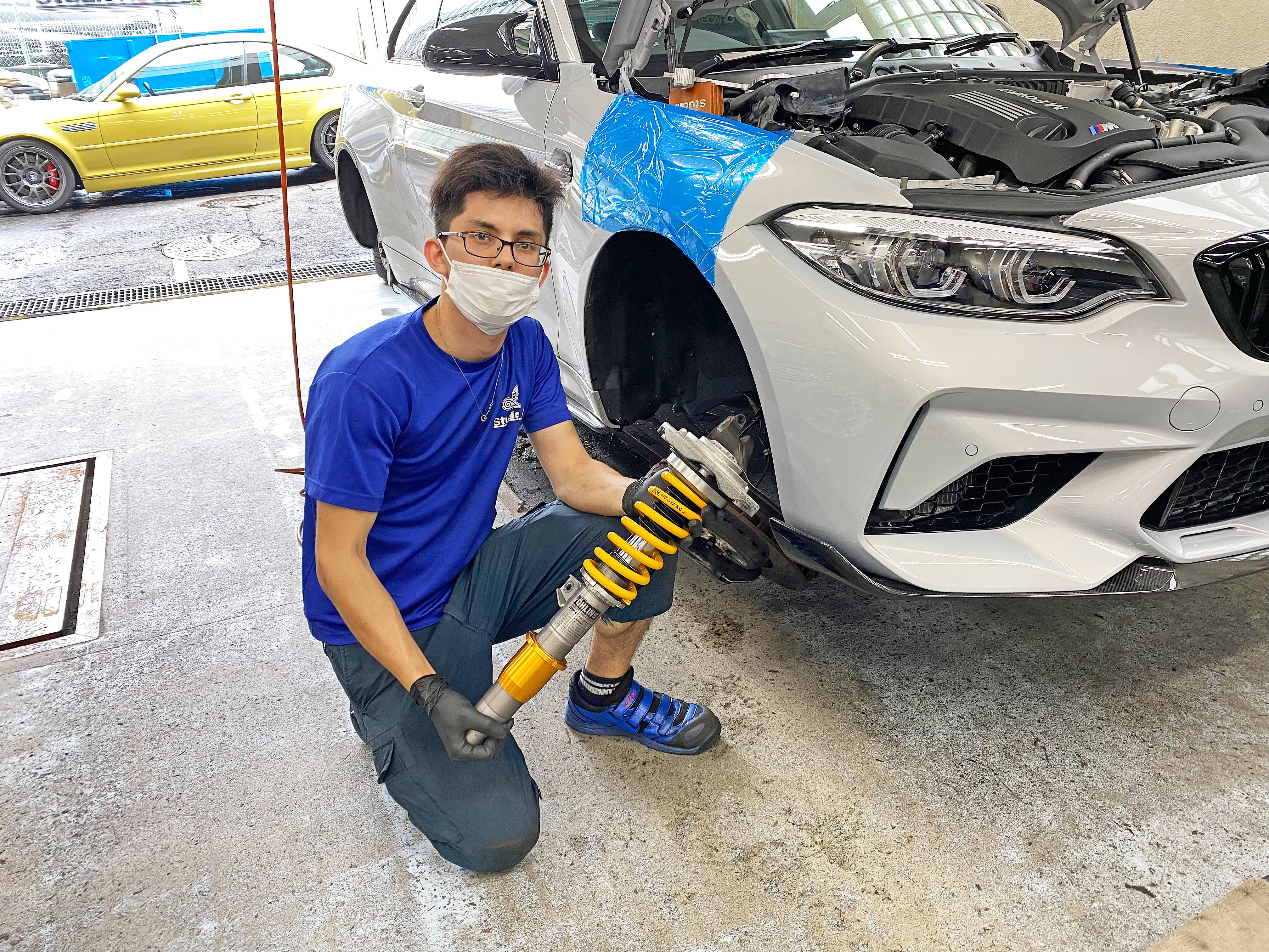 本日はBMW F87 M2 CompetitionへOHLINS DFV 車高調を