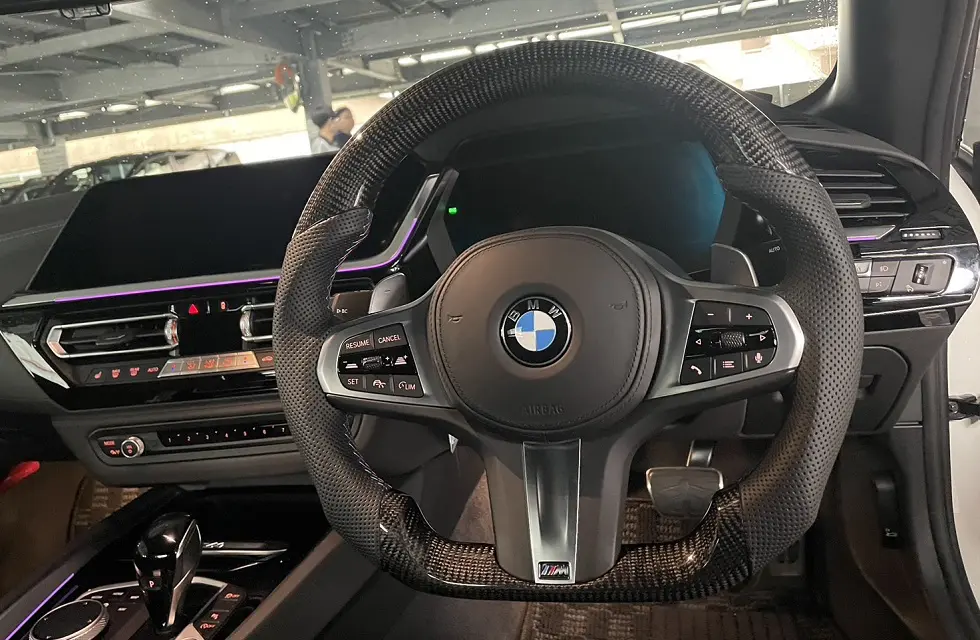 ＢＭＷ　ハンドル　ステアリング BMW F30 F32 F20 F25 F15 F80 F82 M3 M4 Mスポーツ！ 純正 革