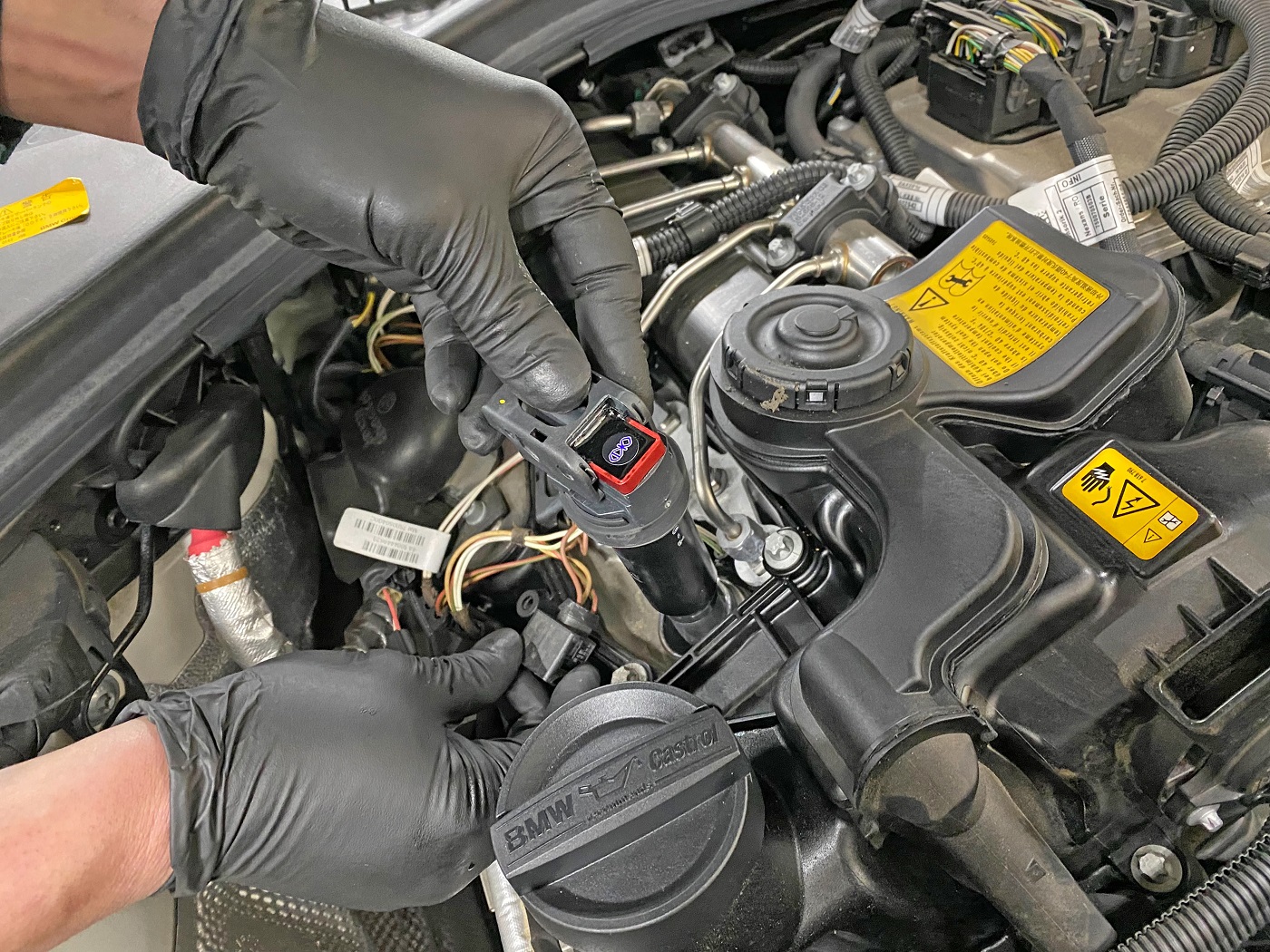 Bmw F32 4i へフロントナンバー直付けから のplasma Direct Yupiteruレーザー探知機と Studie スタディ Bmw F32 4i へフロントナンバー直付けから のplasma Direct Yupiteruレーザー探知機と Studie スタディ