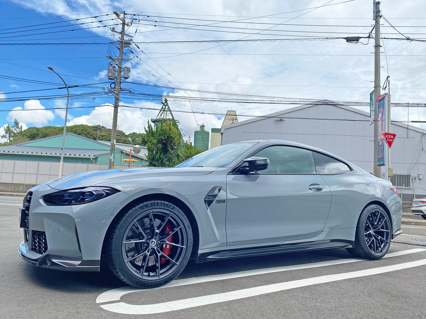 BMW G82 M4 純正ホイールから激シブな BMW M Performance