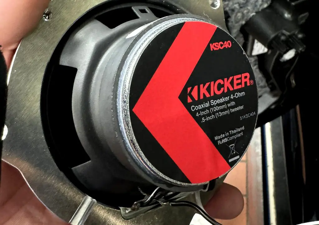 BMWのオーディオチューニングの要、SSSスピーカー♪ | Studie