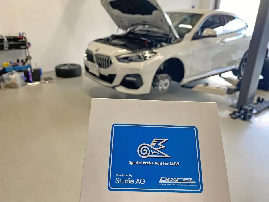 福岡のBMW専門店、Studie福岡店限定っ！大人気のSR4低ダストブレーキ