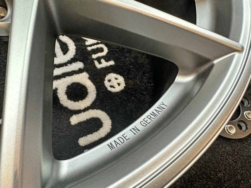 BMWを乗り換えても再使用ができる？ BBS GERMANY UNLIMITED CI-R