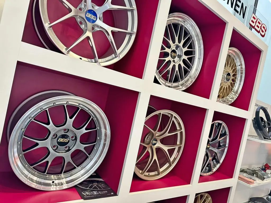 BMWユーザー様から絶大な人気を誇りますBBS JAPANホイールの
