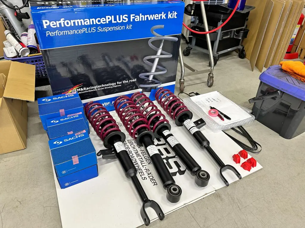 BMW F10 523i の純正サスペンションをSACHS Performance PLUSにて