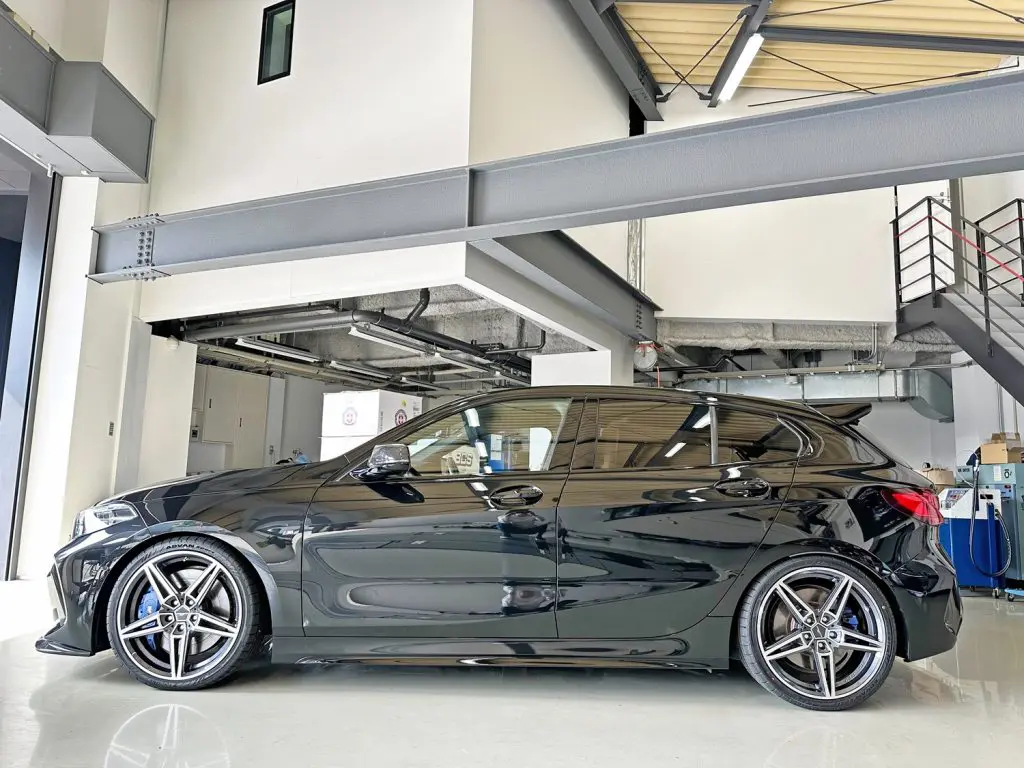 BMW F40 M135i を AC Schnitzerと3D Designでドレスアップ