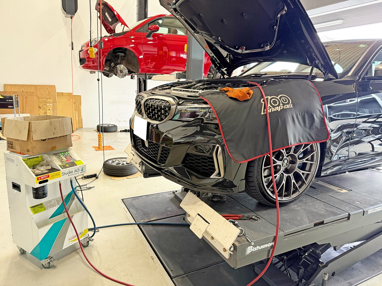 BMW G20 M340ix へ Studie Engine Cleaningを施工いただきました 