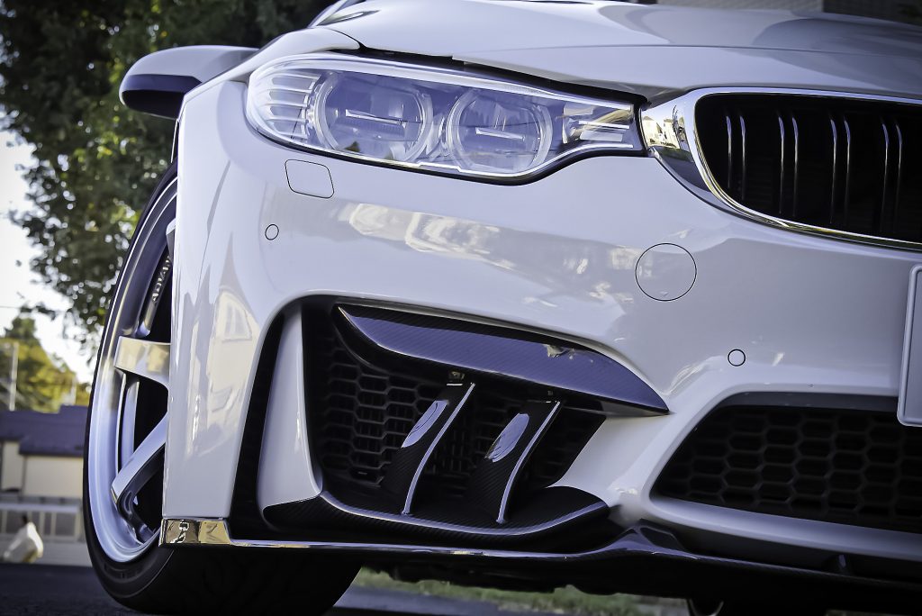 英国生まれのEVAERO(エヴァロ)をフルでセットアップ。F82M4がますますカッコ良くなってきたゾ♪