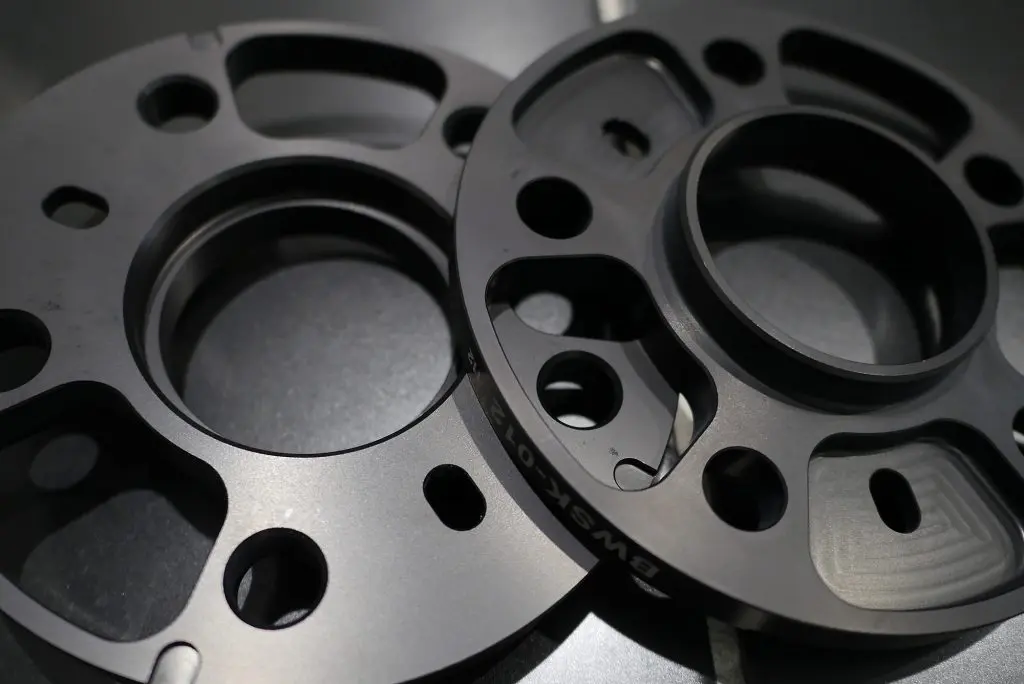 ライトウエイトでいて高い剛性を確保したBMW専用スペーサー「Future