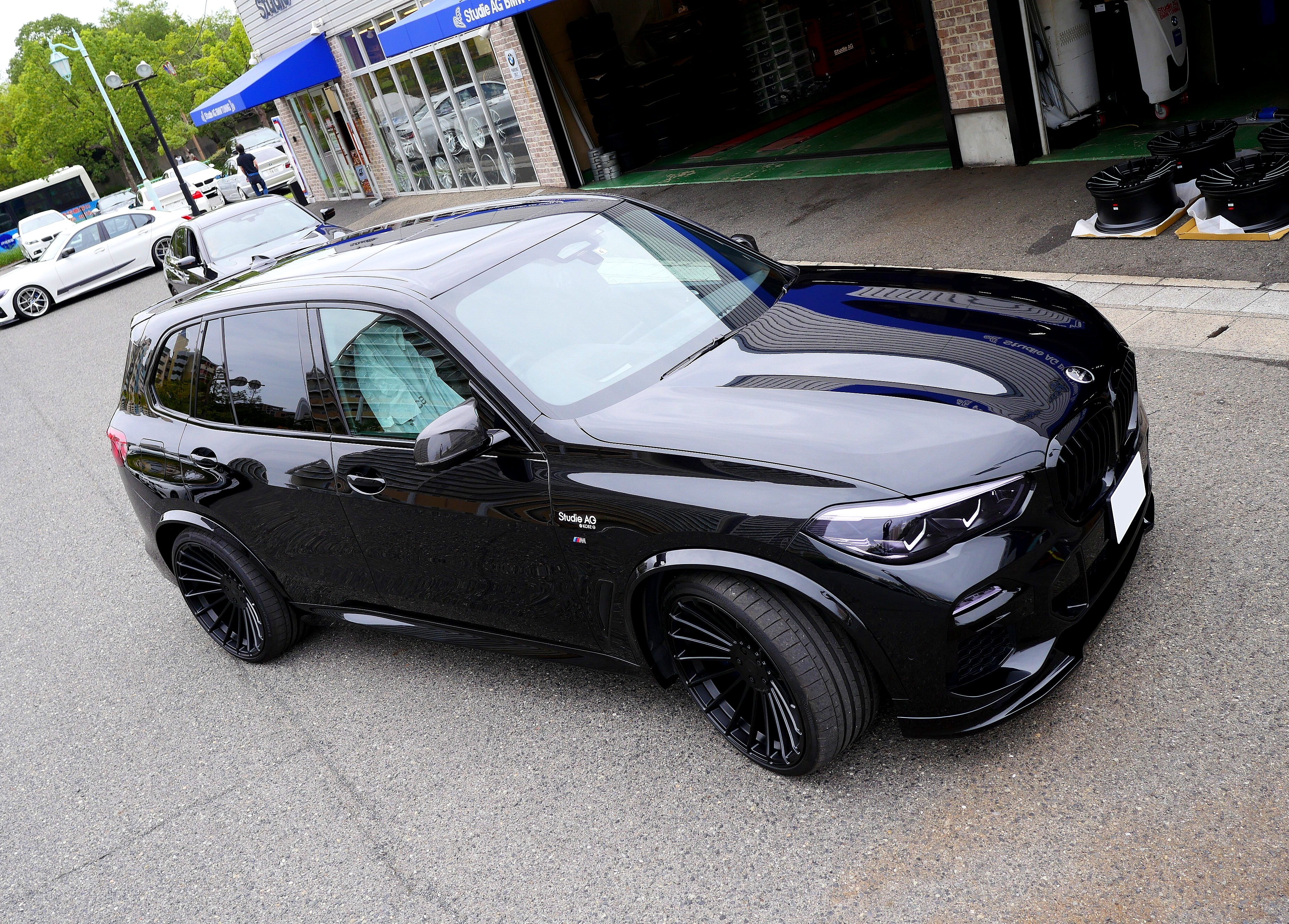 要らないので外しましたw今日までのBMW G05X5 HAMANNワイド