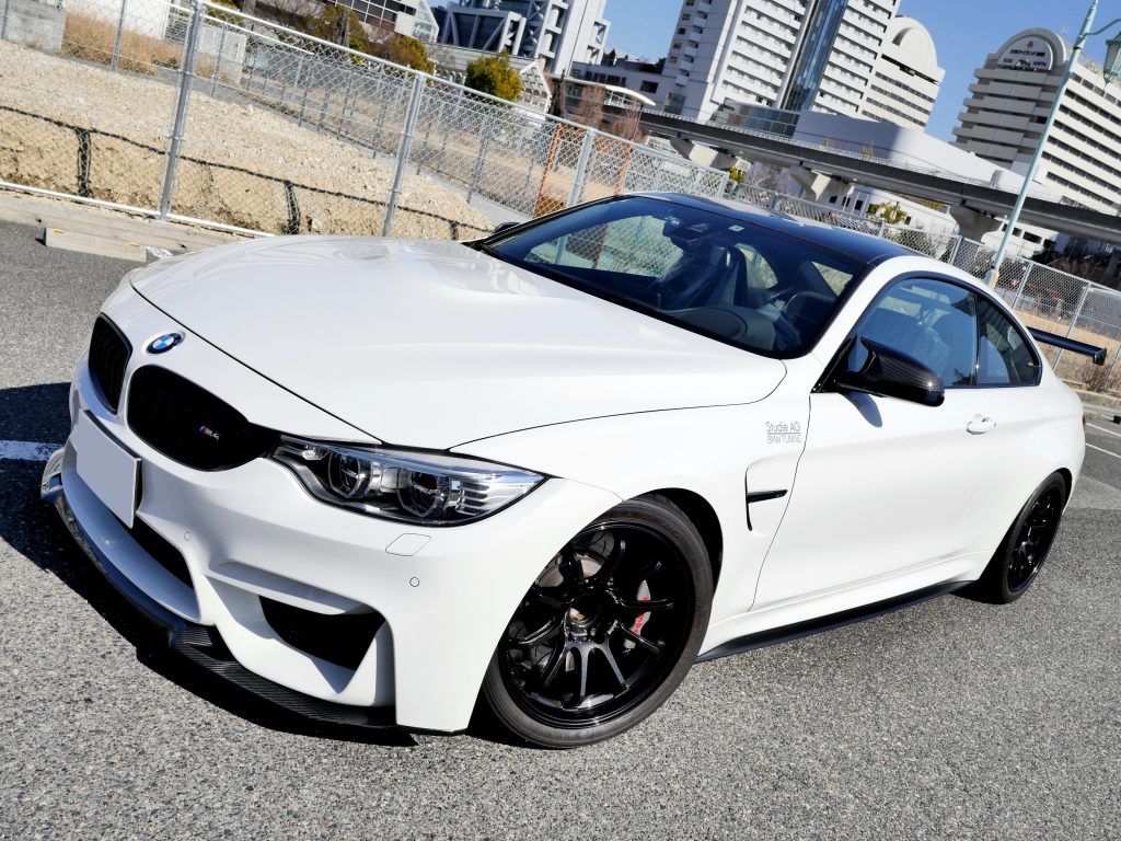 Studie Car Sales
BMW F82 M4 LHD MT