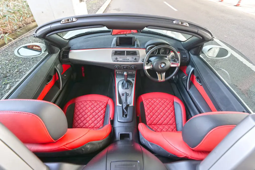 NA 3Lの6気筒エンジンが気持ちいいオープンなBMW | Studie[スタディ]