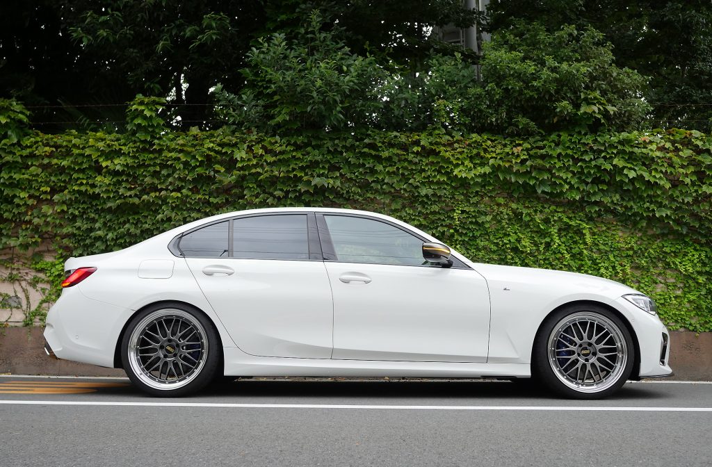 Studie Car SalesでM340iXを買う!
BBS LM20インチは素敵すぎる