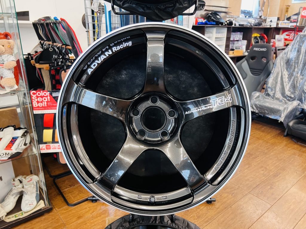 YOKOHAMA_Tire_BMW_ADVAN_Wheel_Studie_AG_IMG_0726