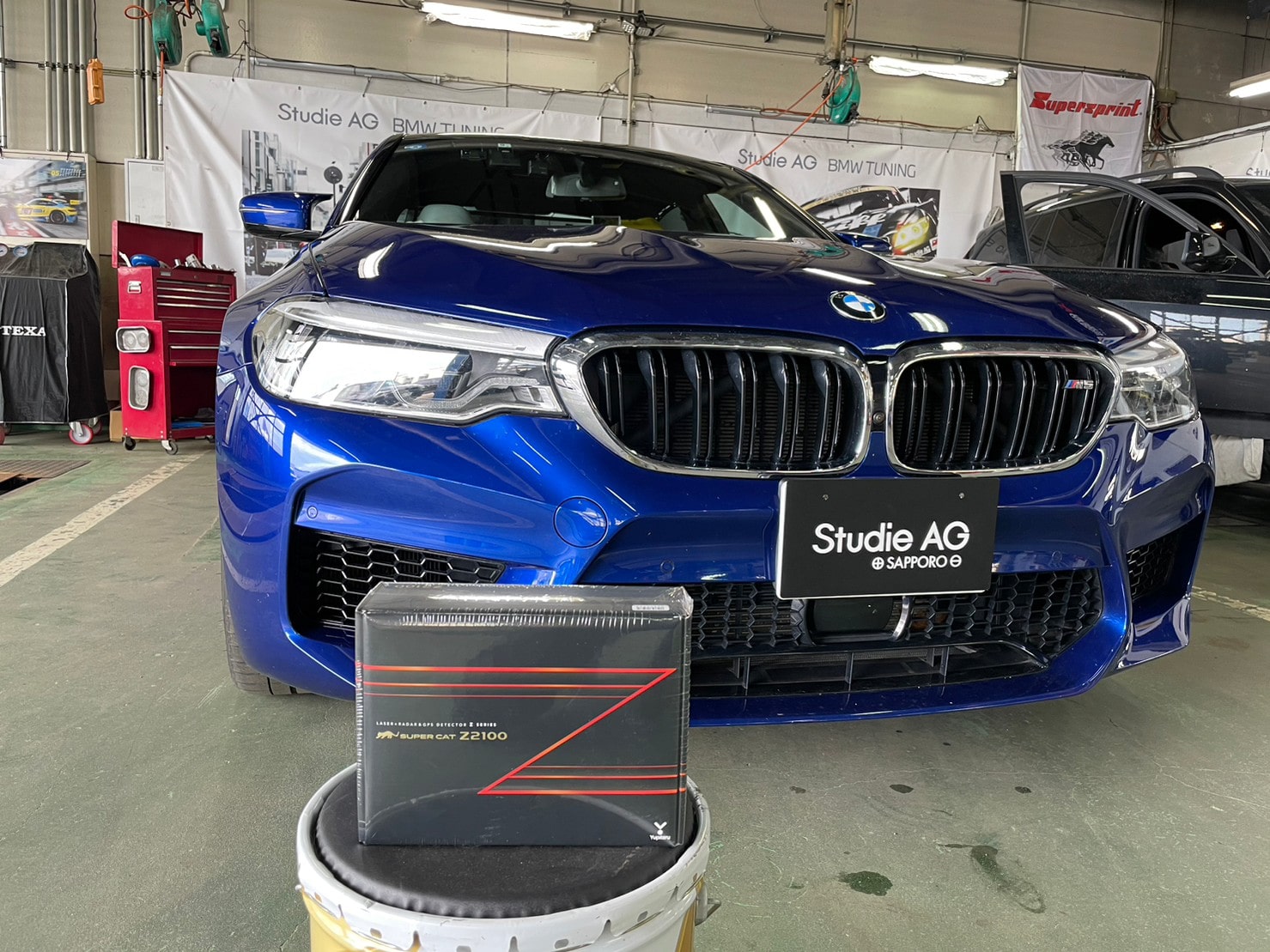 新世代最強レーダーが登場！BMWでの安心ドライブに必須的！ユピテル 