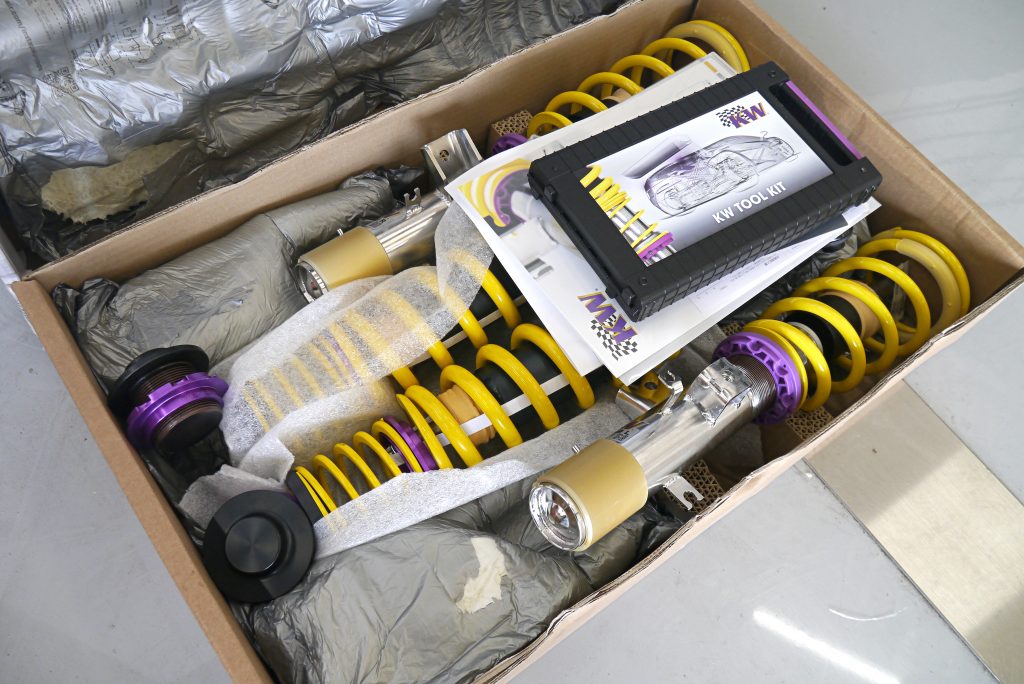 スタディ BMW Studie BMW KW SUSPENTION KIT version1 BMW G20 サスペンションキット