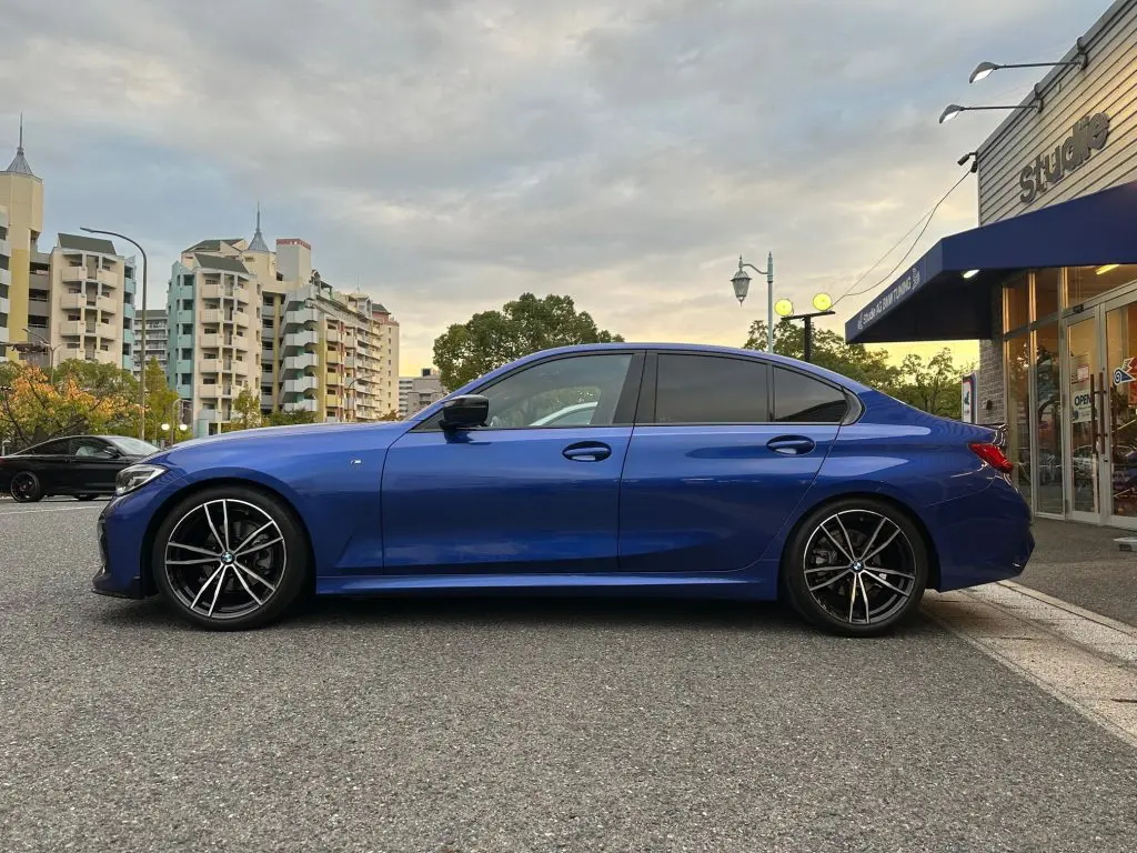 AC SCHNITZER スプリングキット&Mドアミラー化でBMW G20 320iが素敵に