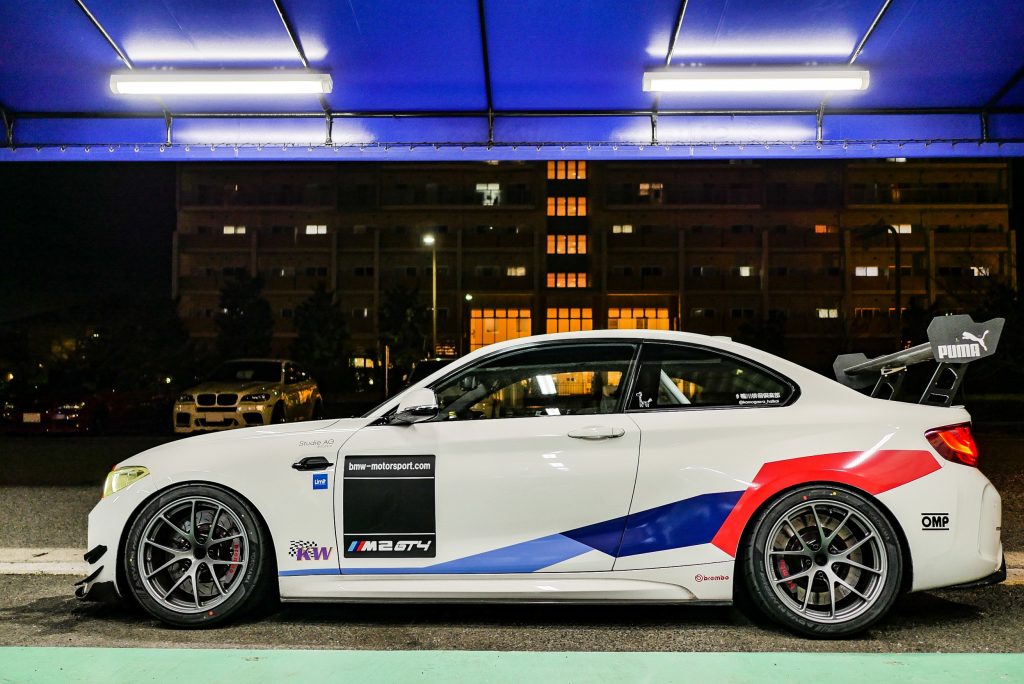 ADVAN NEOVA AD09をBMW F87 M2に装着