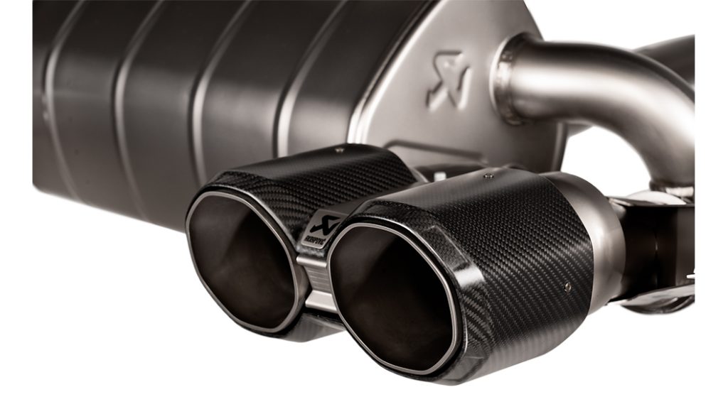 AKRAPOVIC G87M2