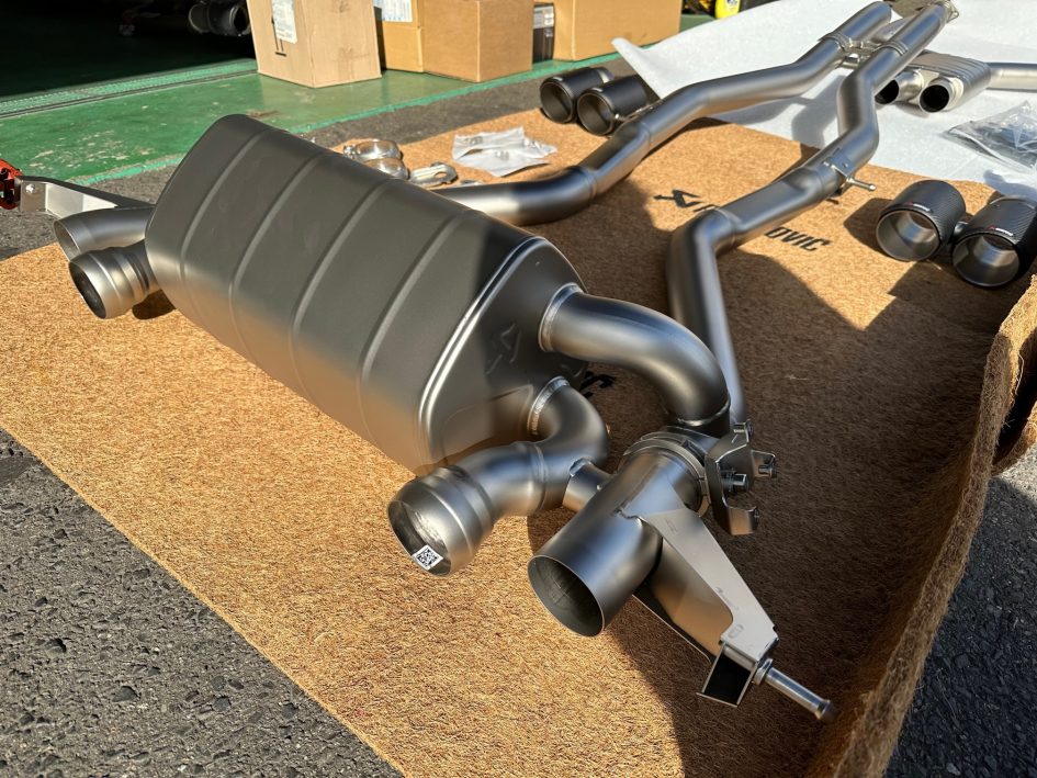 突き抜けるSound♪AKRAPOVIC EXHAUST SYSTEM♪BMW G82 M4へ♪ | Studie[スタディ]