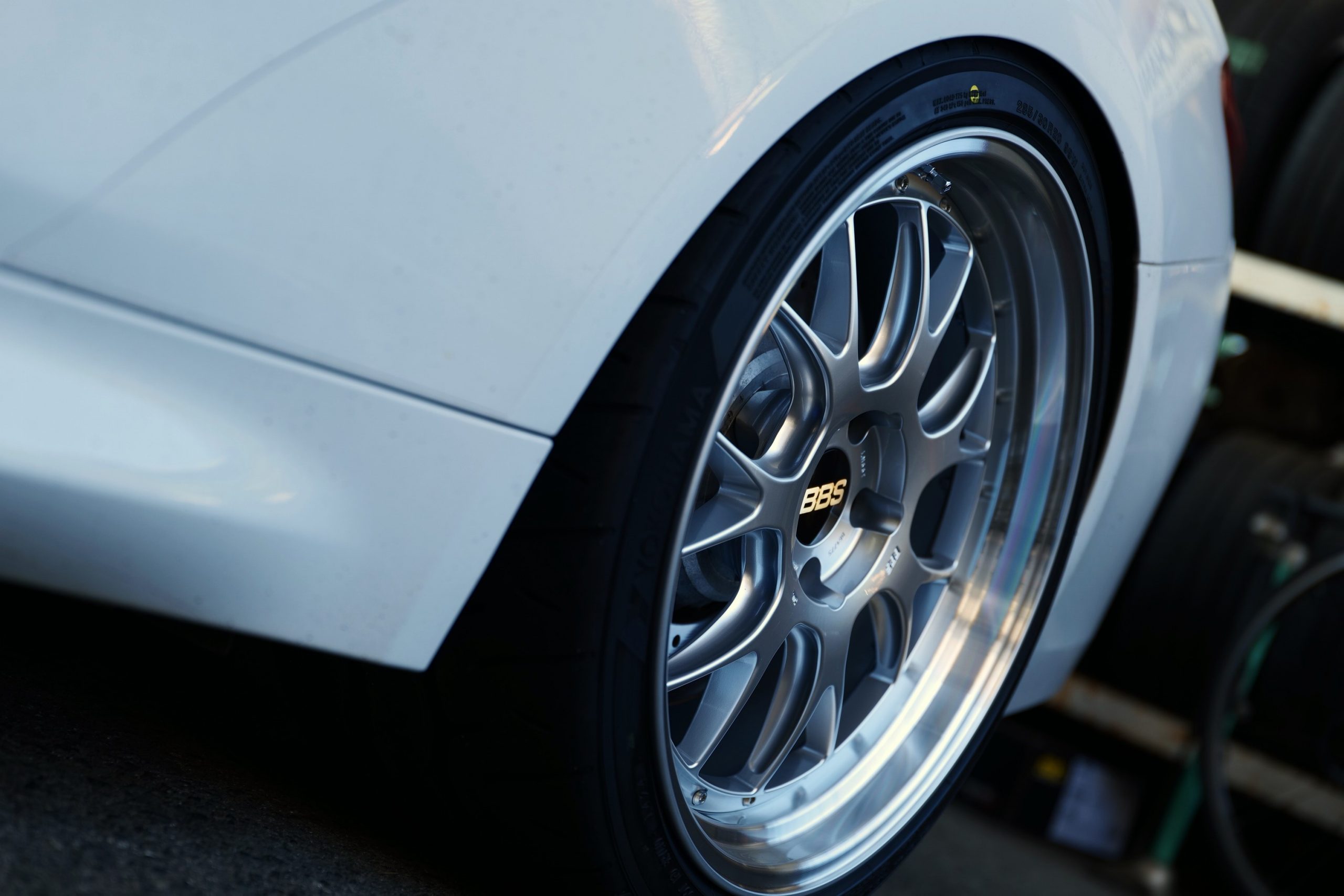 タイヤ・ホイール m4 BMW M4 [F82] 2016y / スタディ神戸 | 全国の有名ショップの協力を得て