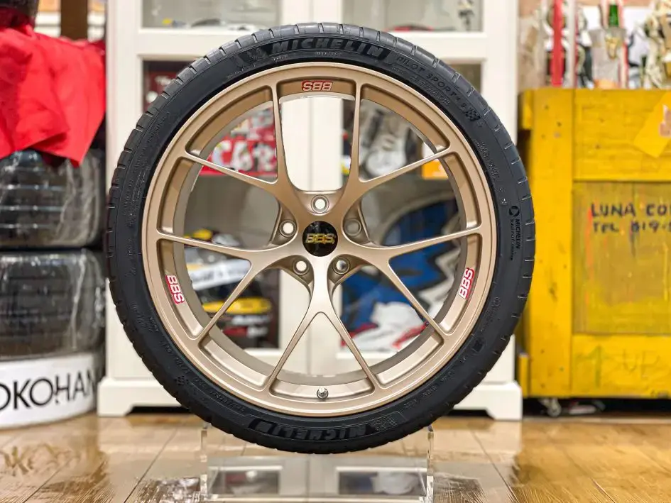 BMWオーナー様にもダントツ人気No.1なBBS!M3/M4専用 RI-D “シトリン