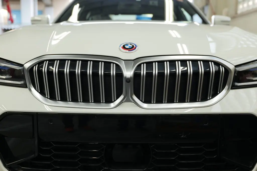 今月限り】BMW 3シリーズ フロントグリル 左右 2個セット 注文 今月