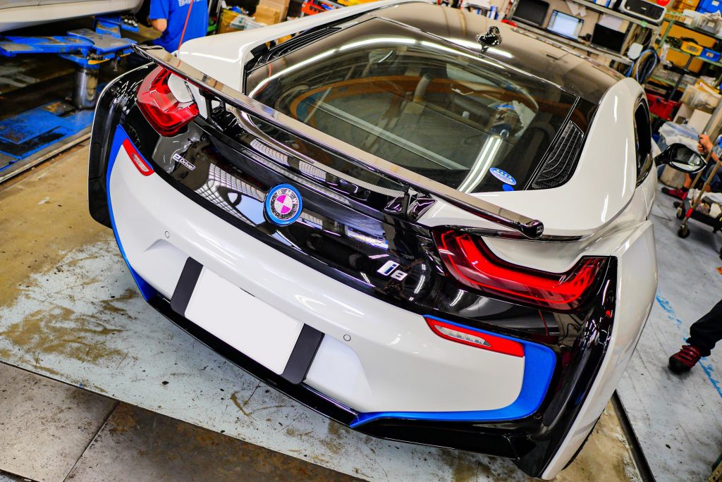 AC SCHNITZER i8 レーシングリアウィング carbon