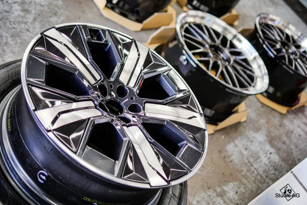 BMW iX + BBS JAPAN Forged Wheels LM！ | Studie[スタディ]