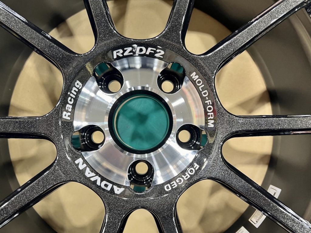 bmw_advan_yokohama_bmw_wheel_advan_rzdf2